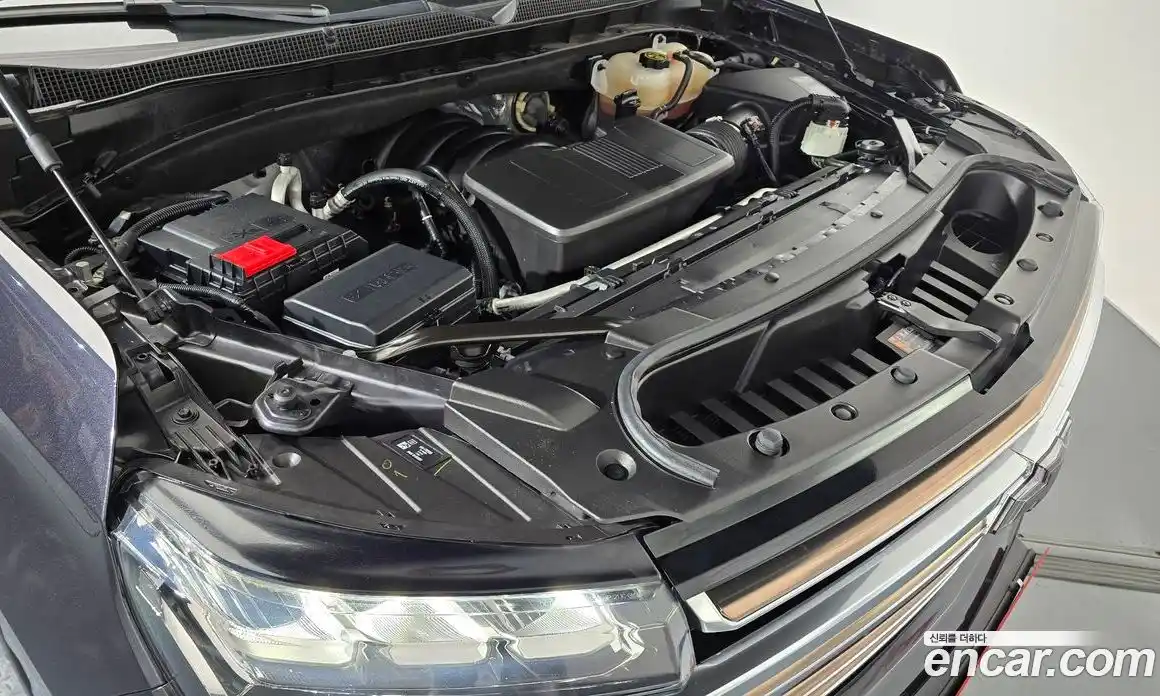 Chevrolet Tahoe 2023 6.2 Автомат в Москве № 105706, фото 9