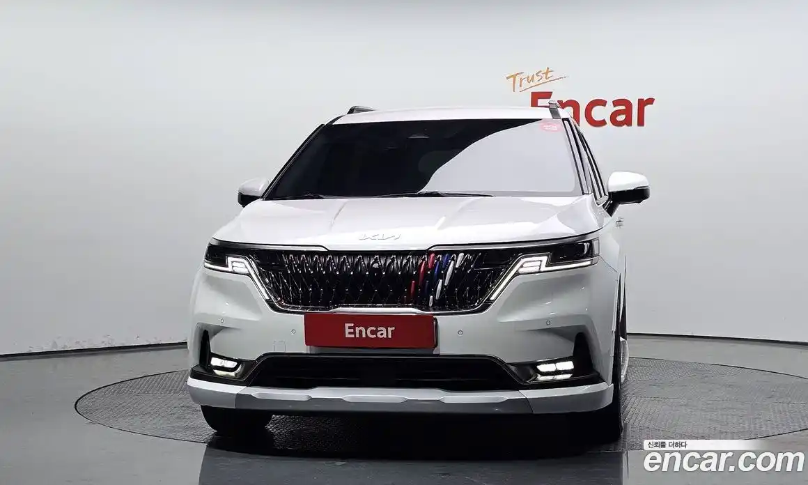 Kia Canival 2023 3.5 Автомат в Москве № 10699, фото 13