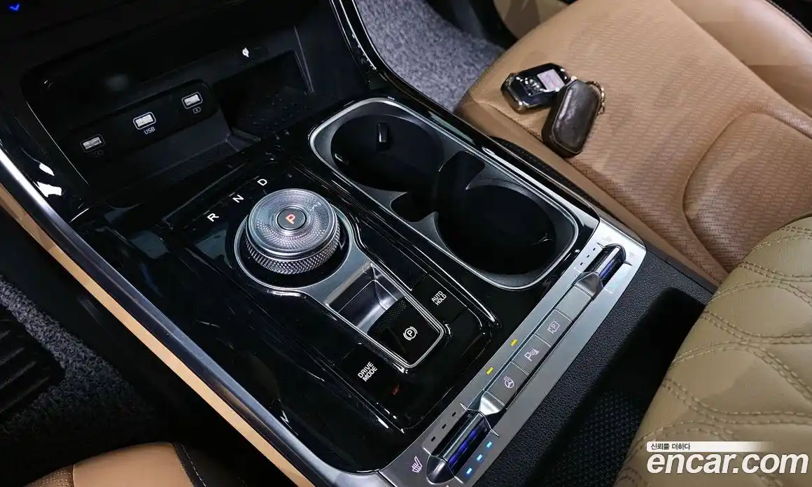 Kia Canival 2023 3.5 Автомат в Москве № 10699, фото 14