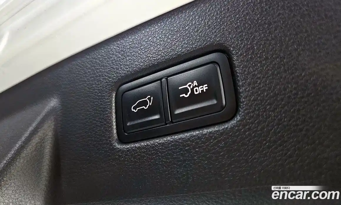 Kia Canival 2023 3.5 Автомат в Москве № 10699, фото 4