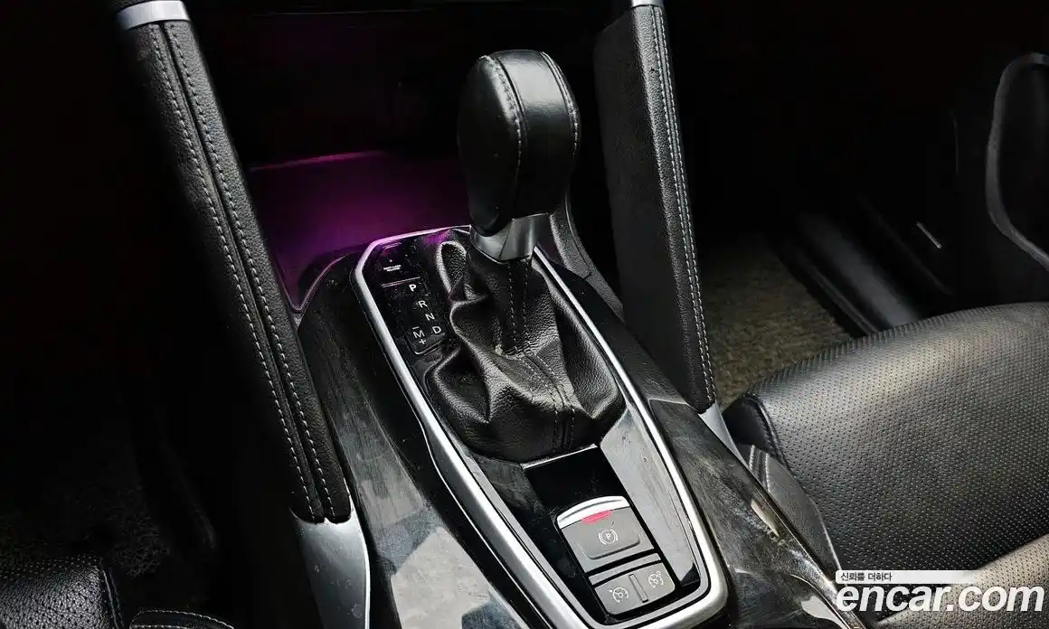 Renault QM6 2017 2.0 Автомат в Москве № 107317, фото 16