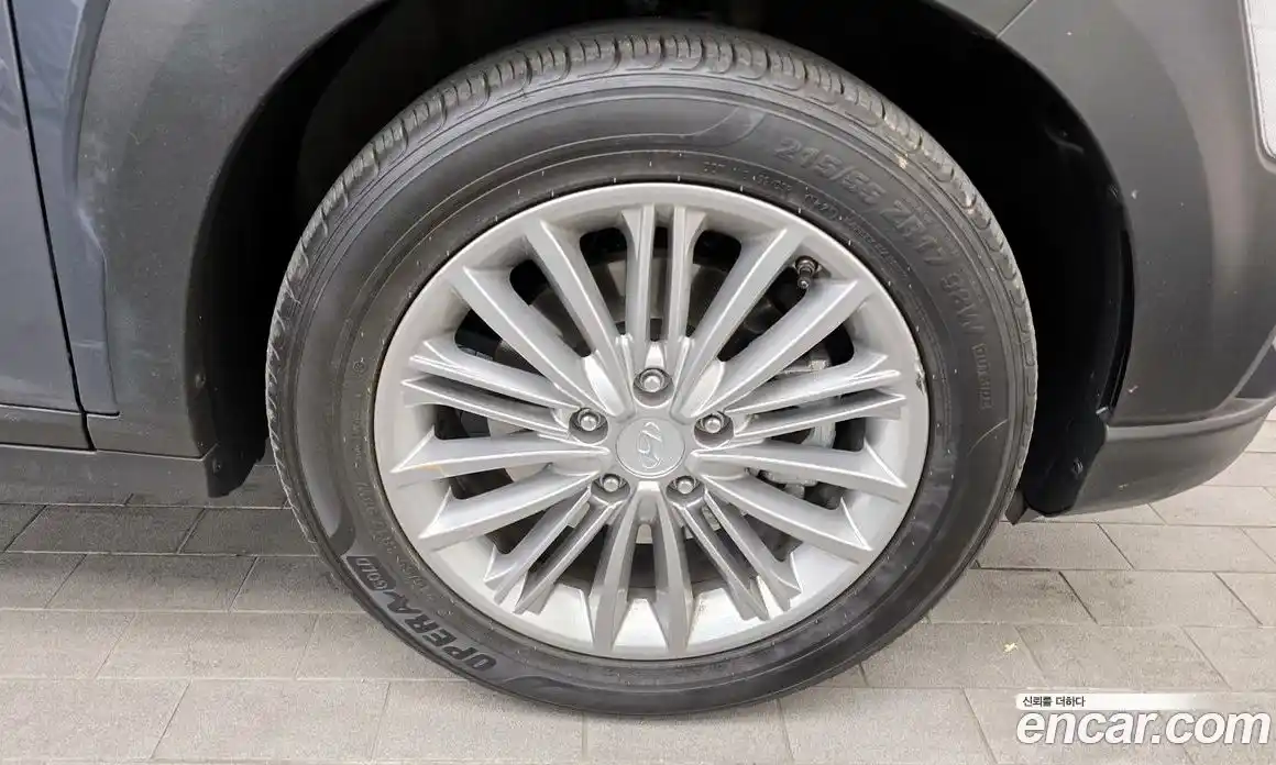 Hyundai Kona 2020 1.6 Автомат в Москве № 110315, фото 11