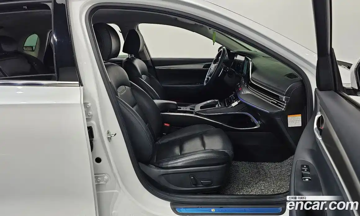 Hyundai Grandeur 2023 2.4 Автомат в Москве № 111302, фото 20