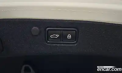 Hyundai Grandeur 2023 2.4 Автомат в Москве № 111302, миниатюра 4