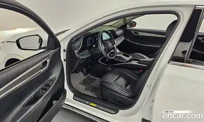 Hyundai Grandeur 2023 2.4 Автомат в Москве № 111302, миниатюра 7