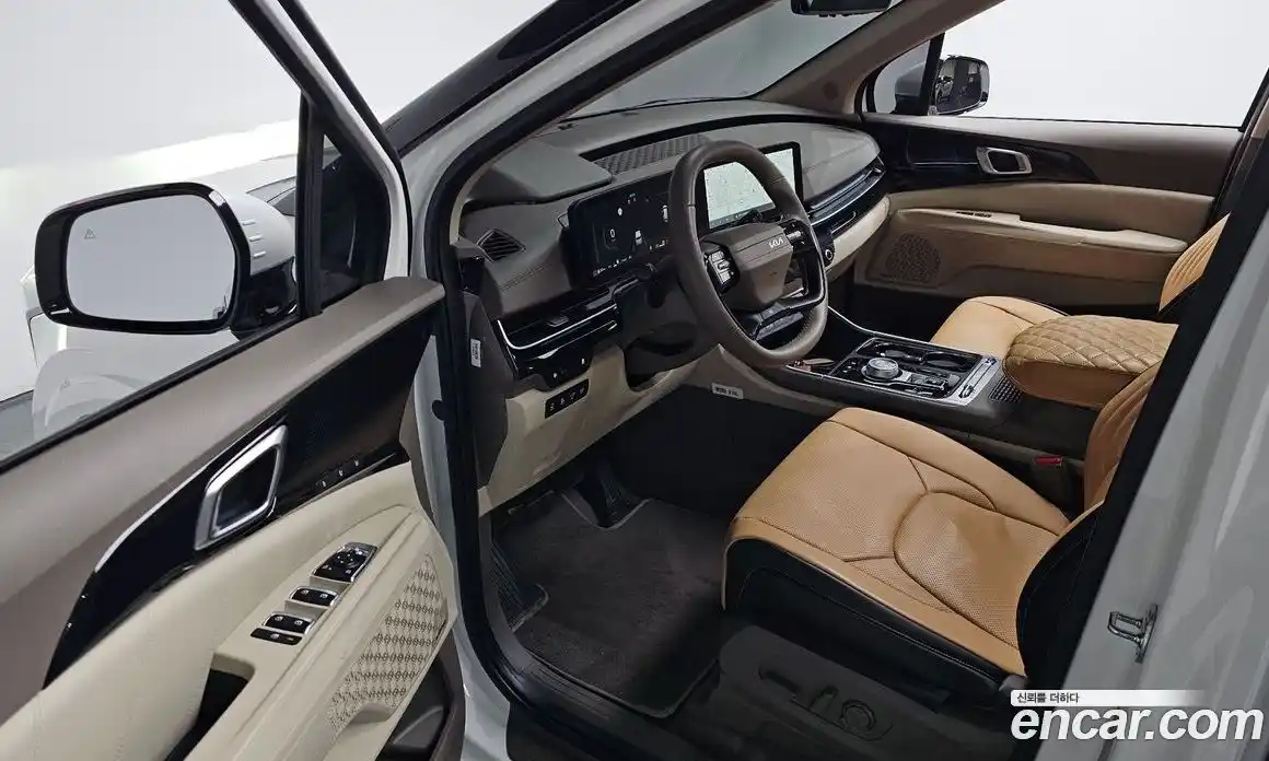 Kia Canival 2025 1.6 Автомат в Москве № 115504, фото 1