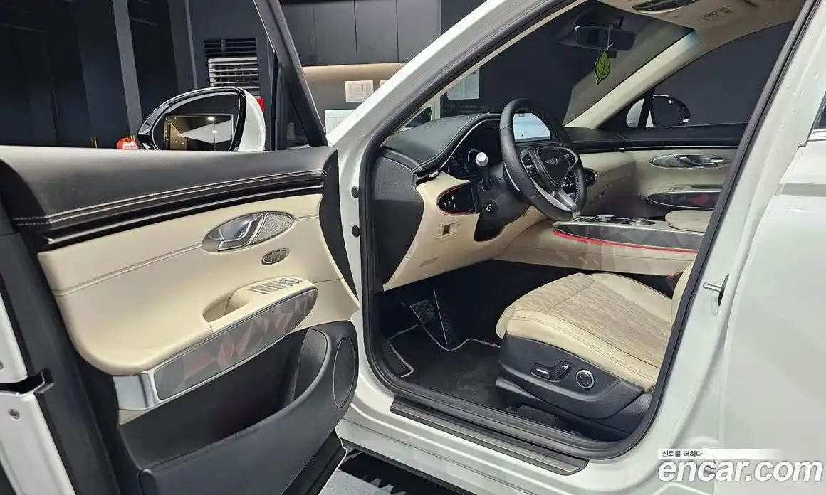 Genesis GV70 2023 2.5 Автомат в Москве № 117149, фото 14