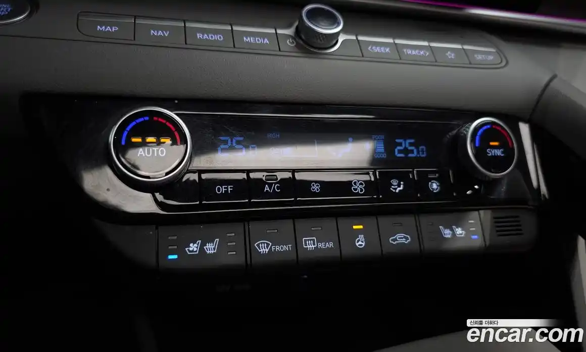 Hyundai Avante 2024 1.6 Автомат в Москве № 120001, фото 11