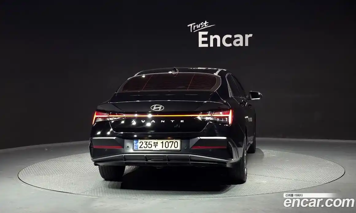 Hyundai Avante 2024 1.6 Автомат в Москве № 120001, фото 7