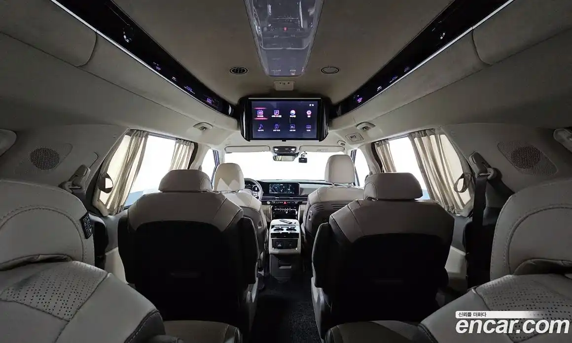 Kia Canival 2021 3.5 Автомат в Москве № 120408, фото 14