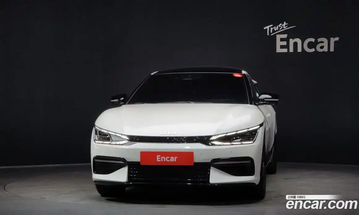 Kia EV6 2022 0.1 Автомат в Москве № 121576, фото 14