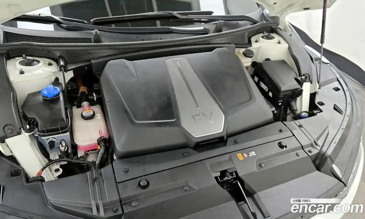 Kia EV6 2022 0.1 Автомат в Москве № 121576, фото 10