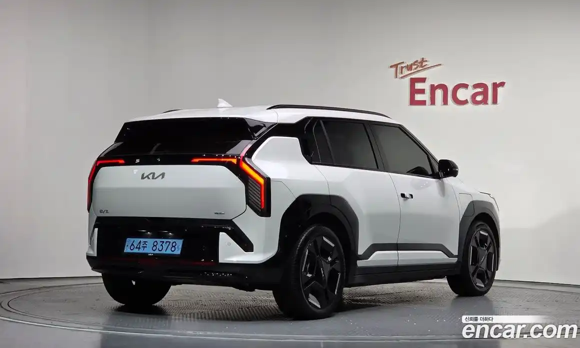 Kia EV3 2025 0.2 Автомат в Москве № 128612, фото 4