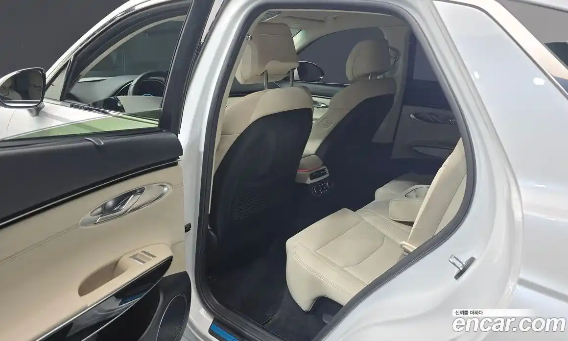 Genesis GV70 2022 2.5 Автомат в Москве № 128973, фото 12