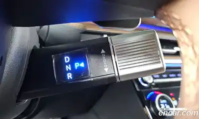 Hyundai Santa Fe 2024 1.6 Автомат в Москве № 130921, миниатюра 9