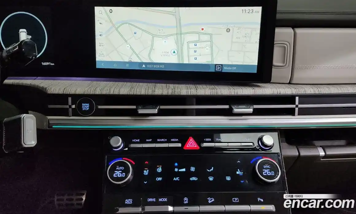 Hyundai Santa Fe 2024 2.5 Автомат в Москве № 131102, фото 18