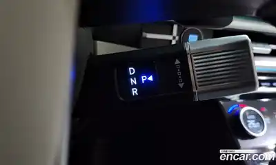 Hyundai Santa Fe 2024 2.5 Автомат в Москве № 131102, миниатюра 3