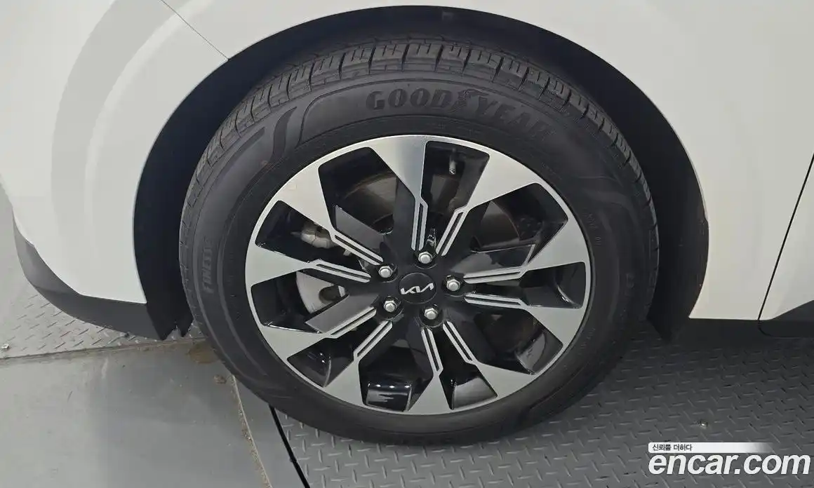 Kia Canival 2023 2.2 Автомат в Москве № 131600, фото 3