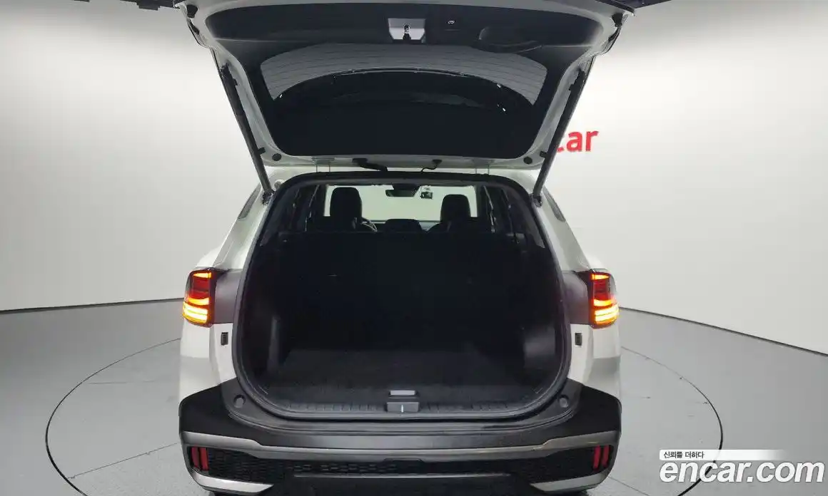 Kia Sportage 2023 1.6 Автомат в Москве № 133068, фото 20