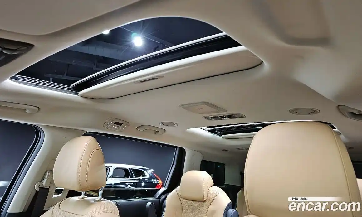 Kia Canival 2023 2.2 Автомат в Москве № 133814, фото 3