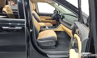 Kia Canival 2023 2.2 Автомат в Москве № 133814, миниатюра 9