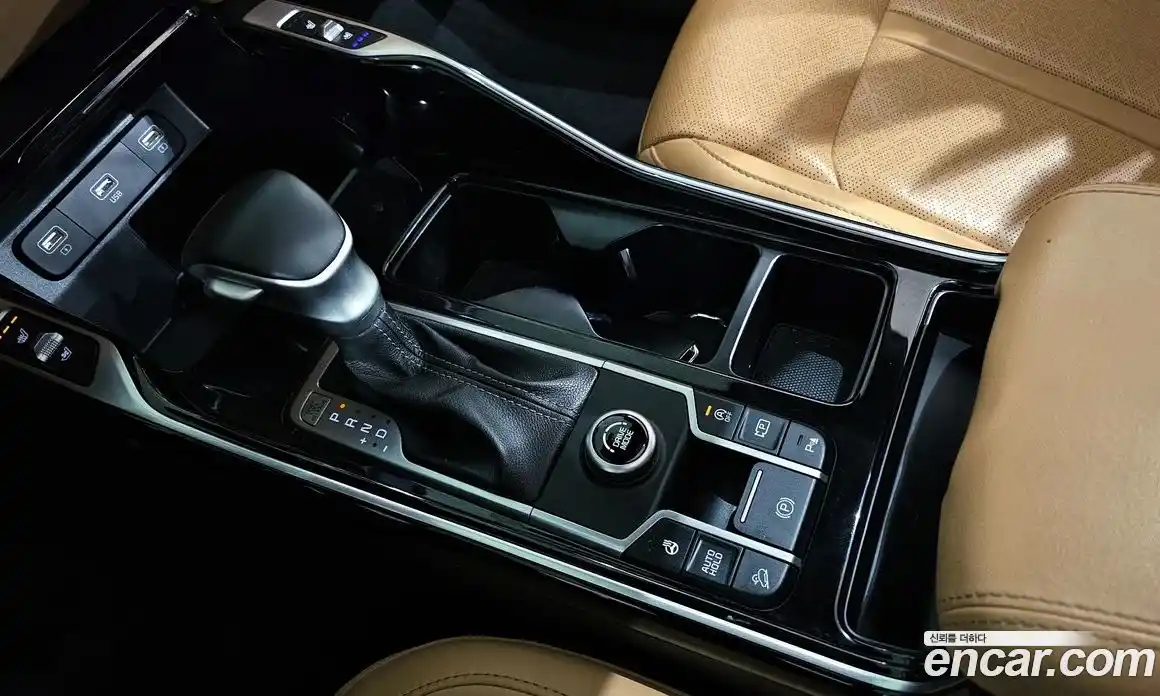 Kia Sorento 2023 2.2 Автомат в Москве № 134004, фото 4