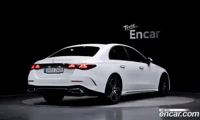 Mercedes-Benz E-Class 2024 2.0 Автомат в Москве № 139384, миниатюра 2