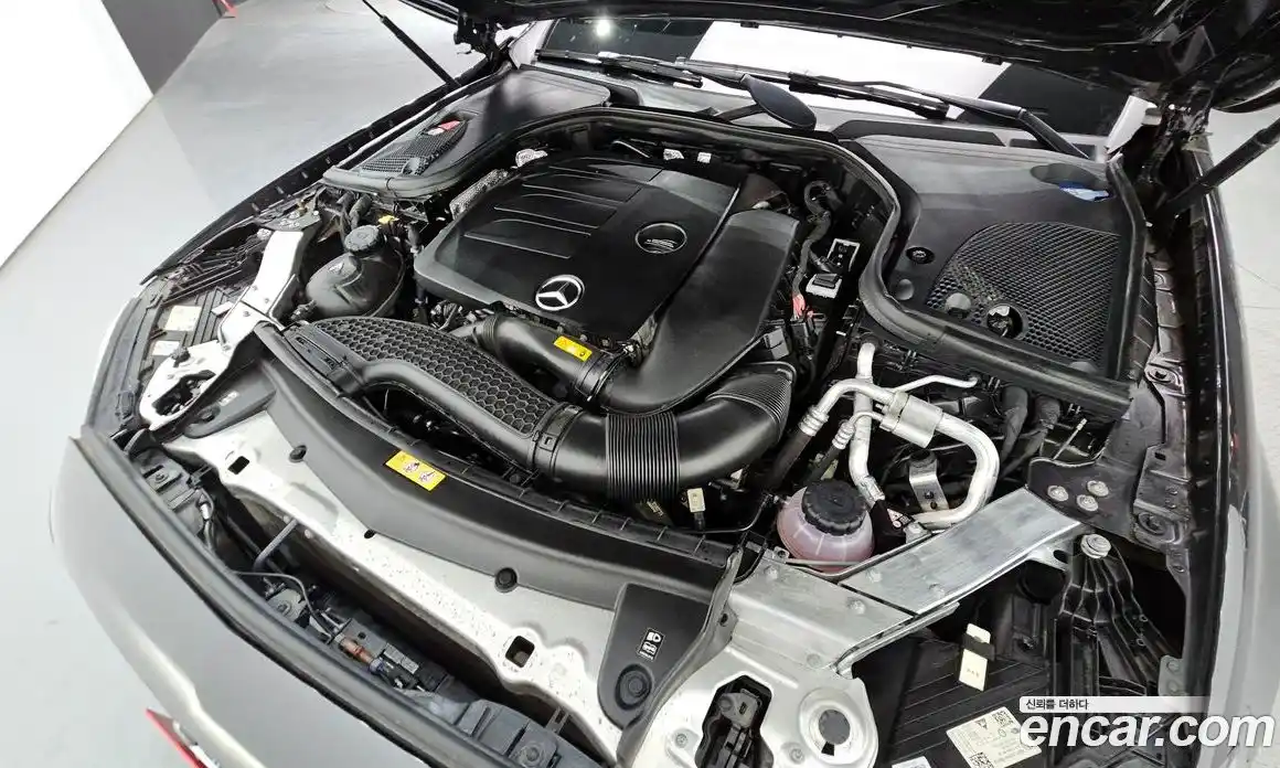 Mercedes-Benz E-Class 2021 2.0 Автомат в Москве № 140079, фото 14