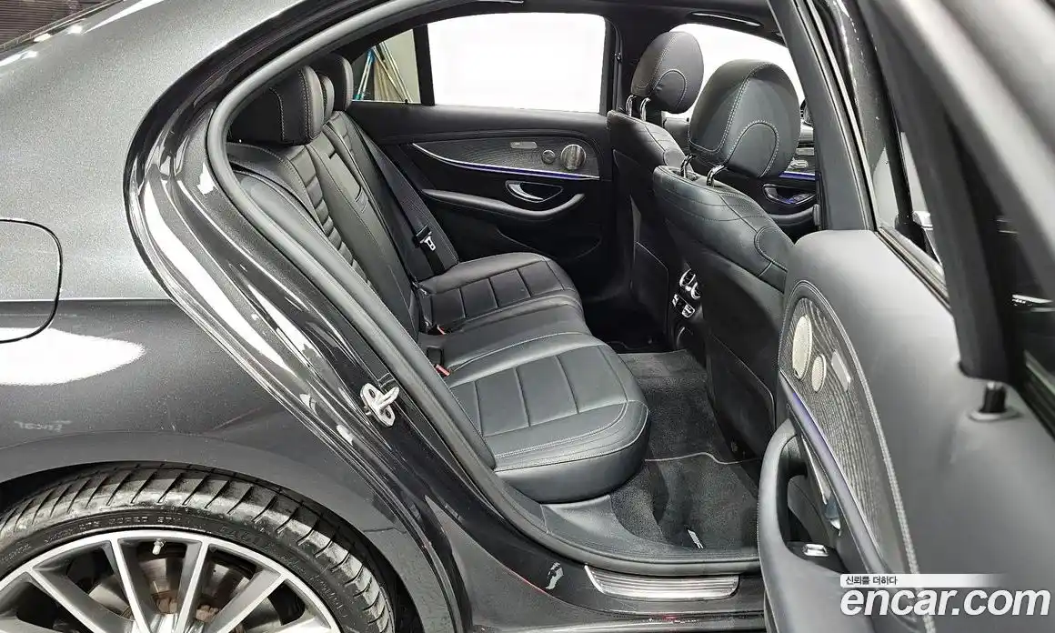 Mercedes-Benz E-Class 2021 2.0 Автомат в Москве № 140079, фото 8