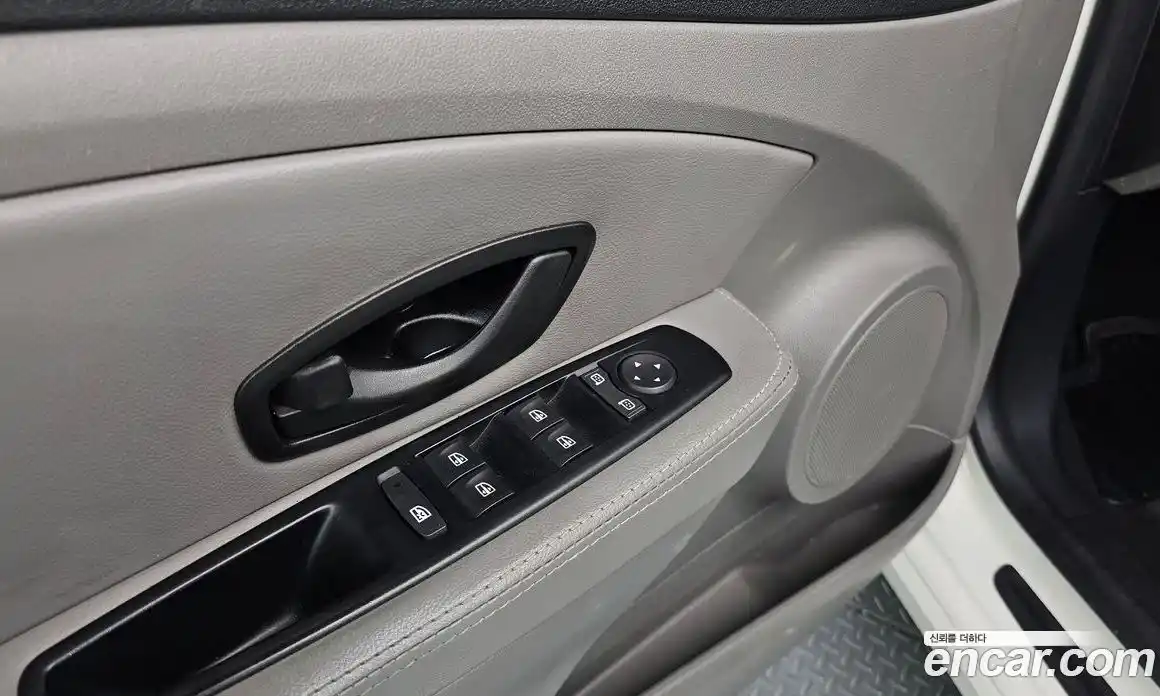 Renault SM3 2011 1.6 Автомат в Москве № 140886, фото 17