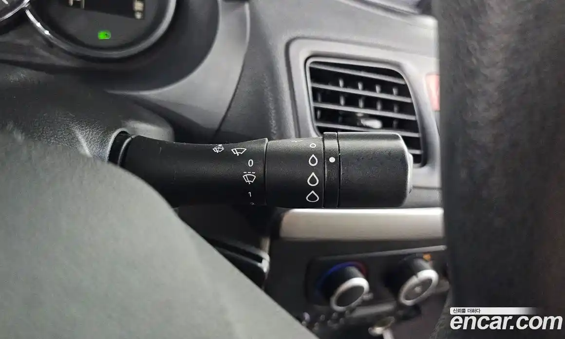 Renault SM3 2011 1.6 Автомат в Москве № 140886, фото 19