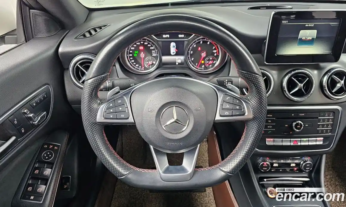 Mercedes-Benz CLA-Class 2018 2.0 Автомат в Москве № 141389, фото 9
