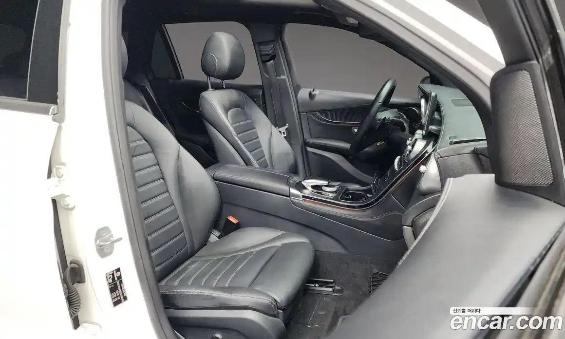 Mercedes-Benz GLC-Class 2016 2.1 Автомат в Москве № 142863, фото 20