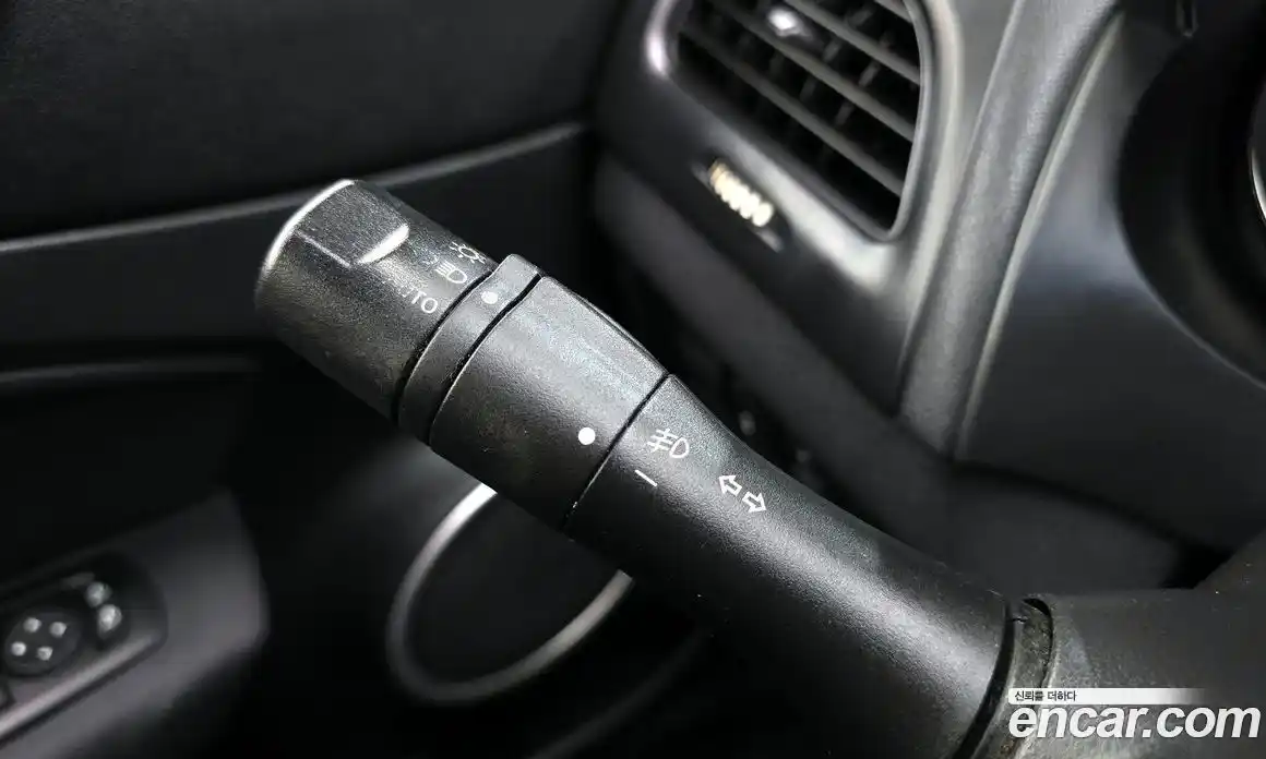 Renault SM3 2011 1.6 Автомат в Москве № 150107, фото 14