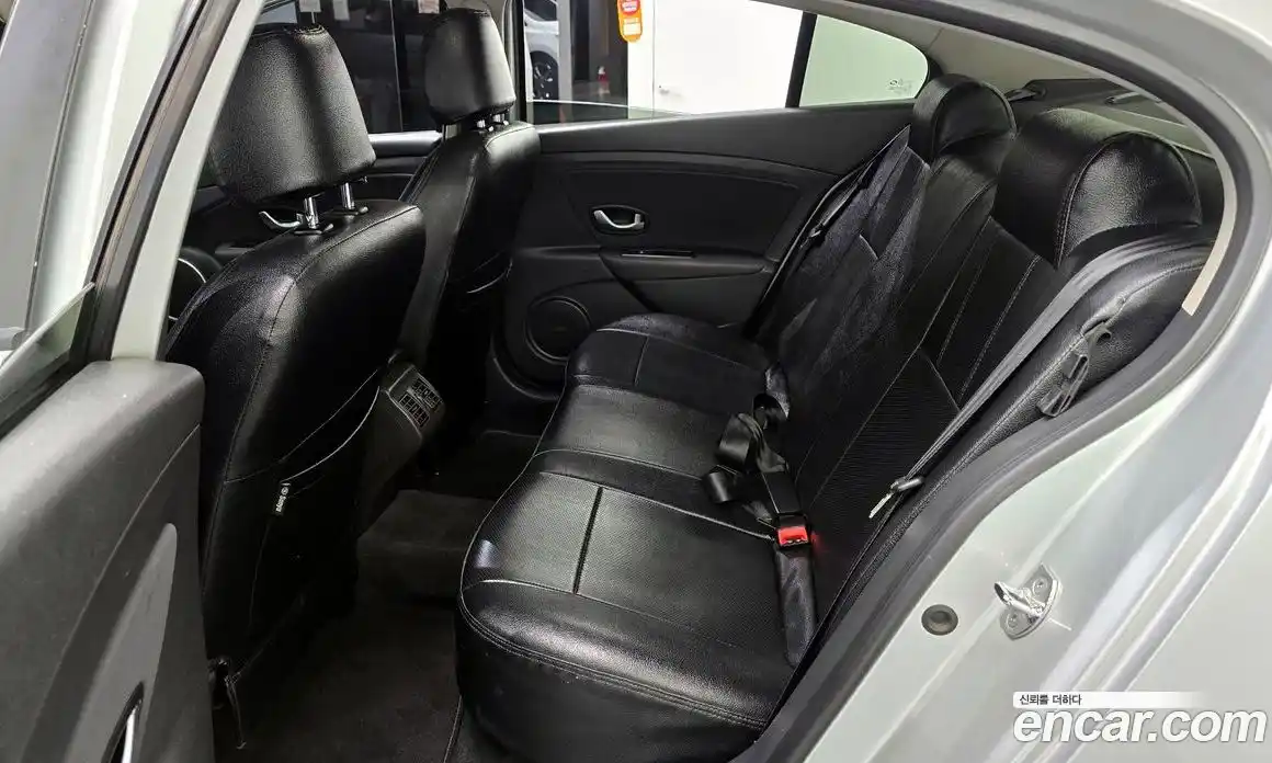 Renault SM3 2011 1.6 Автомат в Москве № 150107, фото 5