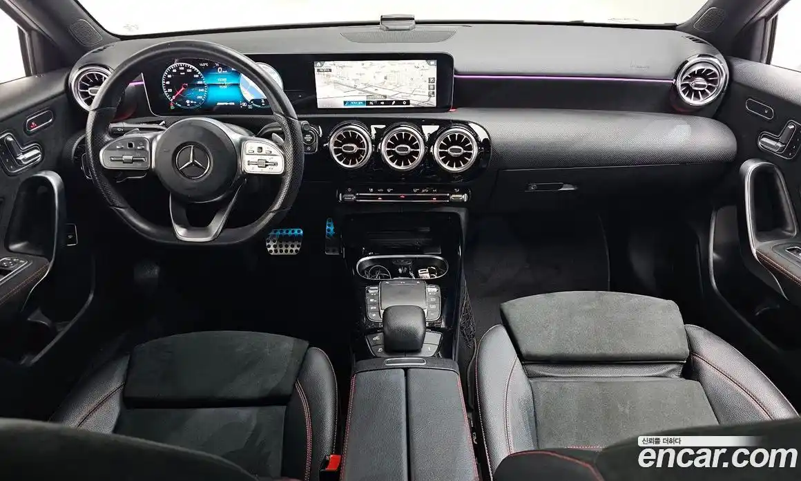 Mercedes-Benz A-Class 2020 2.0 Автомат в Москве № 150728, фото 1