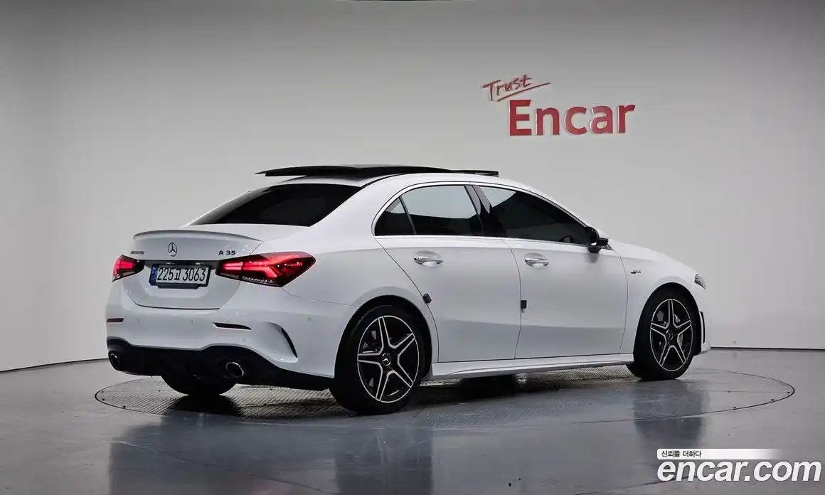 Mercedes-Benz A-Class 2020 2.0 Автомат в Москве № 150728, фото 15