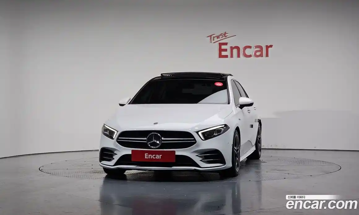 Mercedes-Benz A-Class 2020 2.0 Автомат в Москве № 150728, фото 16