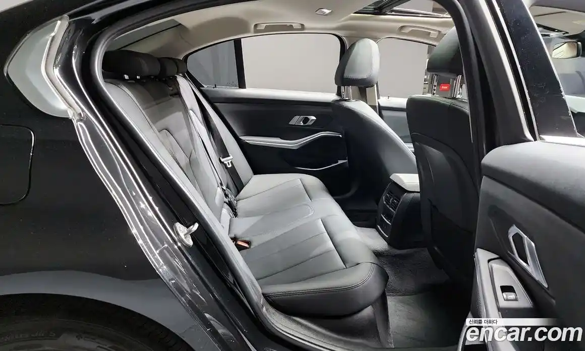 BMW 3-Series 2021 2.0 Автомат в Москве № 157904, фото 12