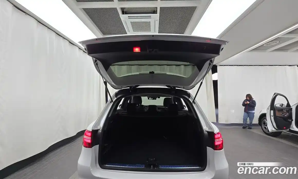 Mercedes-Benz GLC-Class 2019 2.0 Автомат в Москве № 160412, фото 14