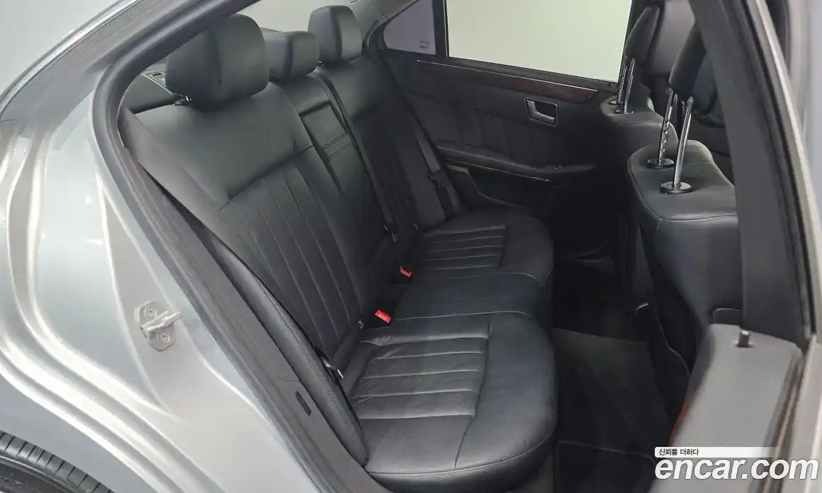 Mercedes-Benz E-Class 2012 3.5 Автомат в Москве № 160494, фото 18