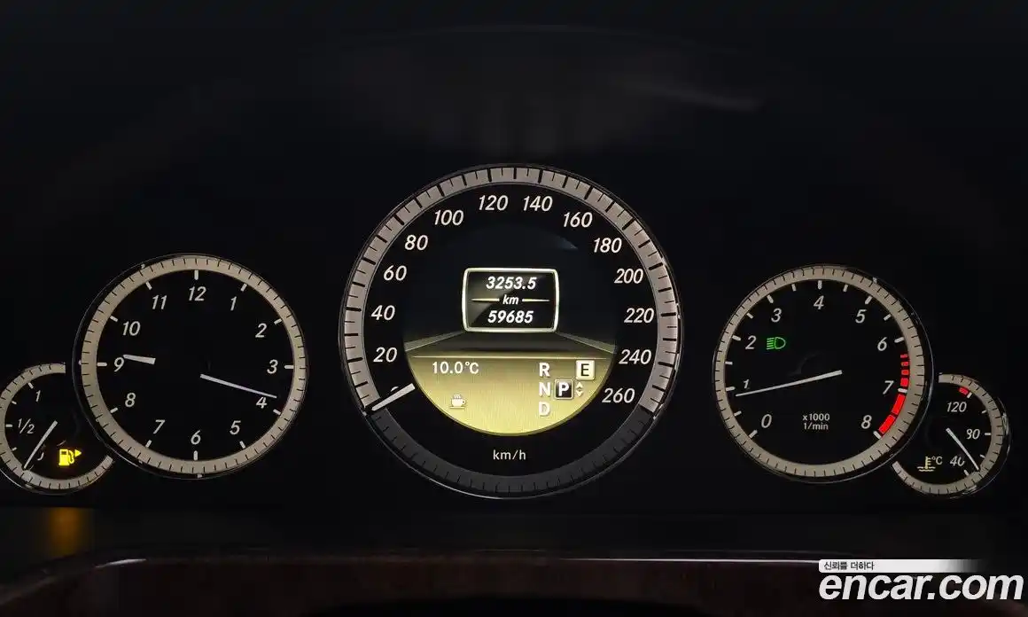 Mercedes-Benz E-Class 2012 3.5 Автомат в Москве № 160494, фото 3