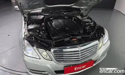 Mercedes-Benz E-Class 2012 3.5 Автомат в Москве № 160494, миниатюра 5