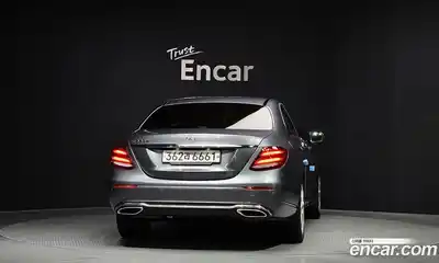 Mercedes-Benz E-Class 2019 1.9 Автомат в Москве № 160513, миниатюра 4