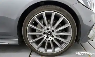 Mercedes-Benz C-Class 2017 2.0 Автомат в Москве № 161197, миниатюра 5