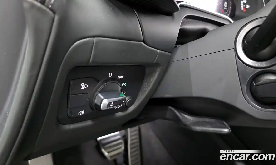 Audi R8 2017 5.2 Автомат в Москве № 161980, фото 12