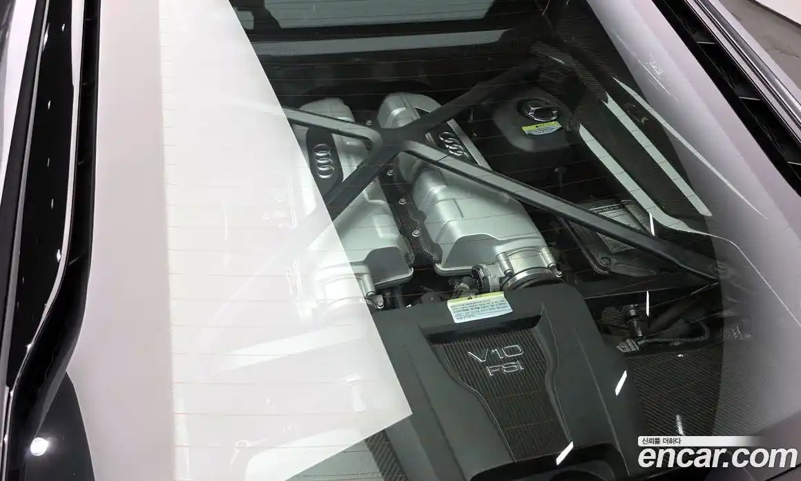 Audi R8 2017 5.2 Автомат в Москве № 161980, фото 17