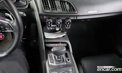 Audi R8 2017 5.2 Автомат в Москве № 161980, миниатюра 3