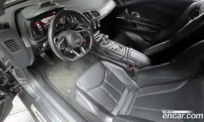 Audi R8 2017 5.2 Автомат в Москве № 161980, миниатюра 4