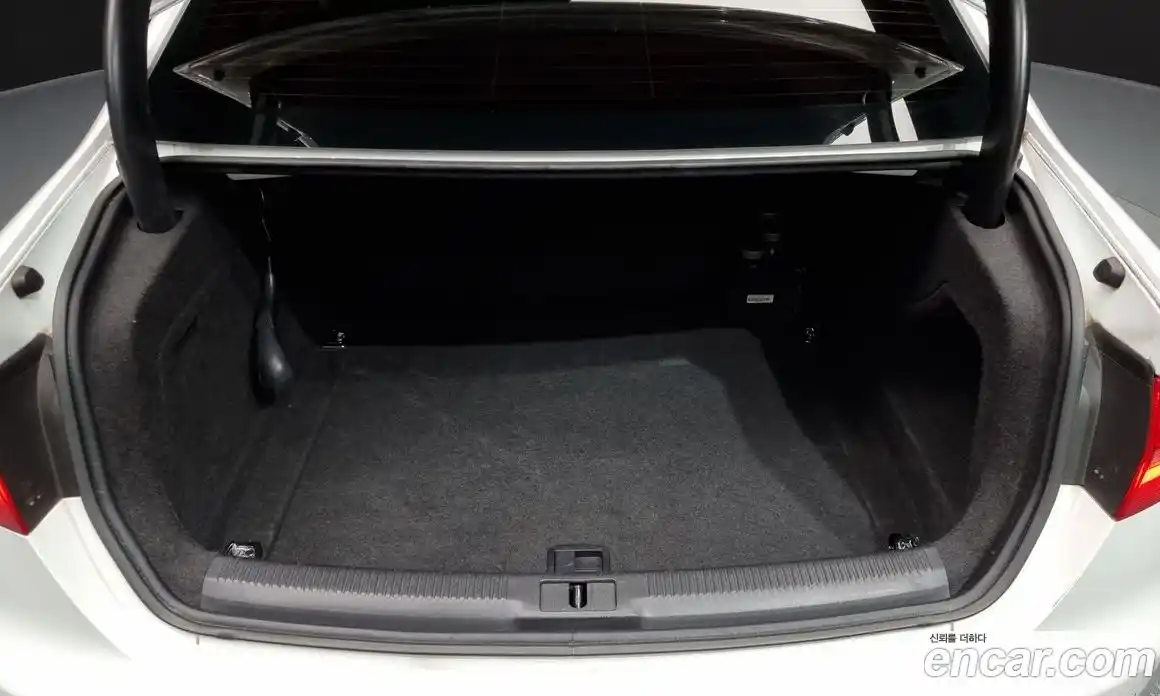 Audi A4 2013 2.0 Автомат в Москве № 163808, фото 1